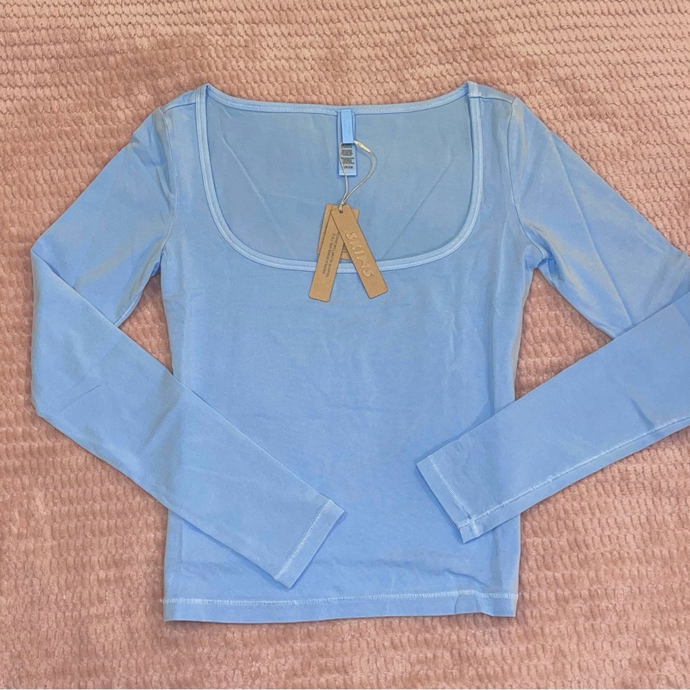 Skims New Vintage Scoop Long Sleeve T-shirt - Iris Blue - Picture 5 of 5